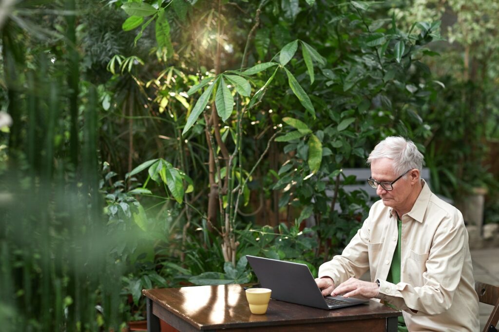 Business Owners estate plan man on computer